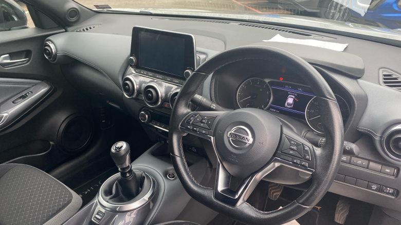 Nissan Juke 1.0 DiG-T 114 N-Connecta 5dr Petrol Hatchback
